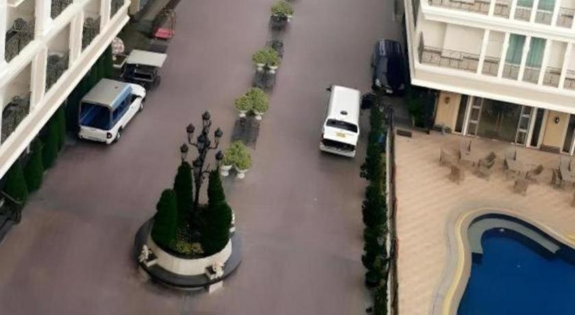 Lk Celestite Hotel Pattaya Exterior photo