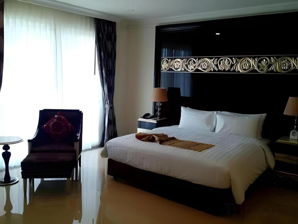 Lk Celestite Hotel Pattaya Exterior photo