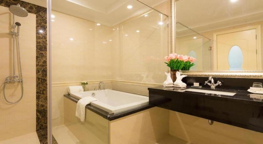 Lk Celestite Hotel Pattaya Exterior photo
