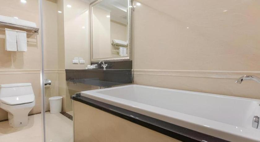 Lk Celestite Hotel Pattaya Exterior photo