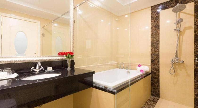 Lk Celestite Hotel Pattaya Exterior photo