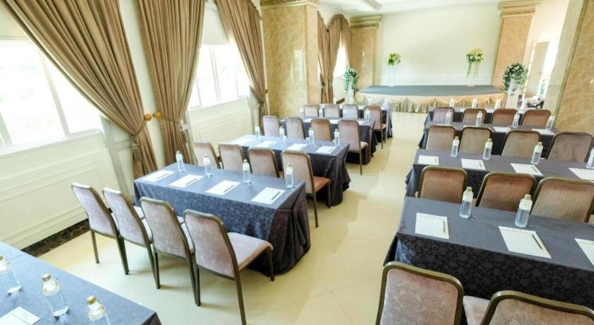 Lk Celestite Hotel Pattaya Exterior photo