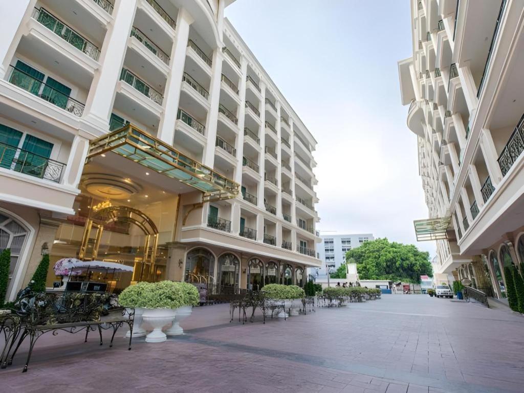Lk Celestite Hotel Pattaya Exterior photo