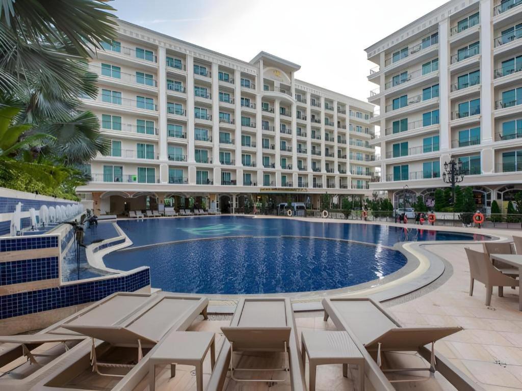 Lk Celestite Hotel Pattaya Exterior photo